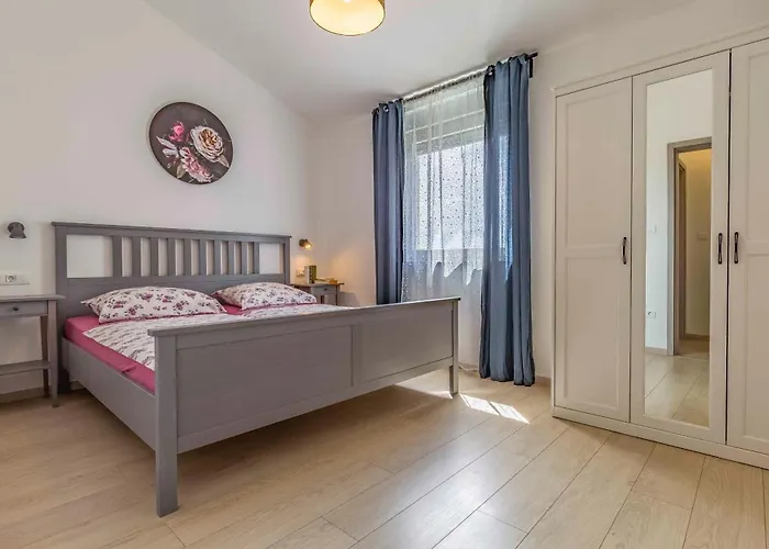 Istriensonne 0766 - Monika *